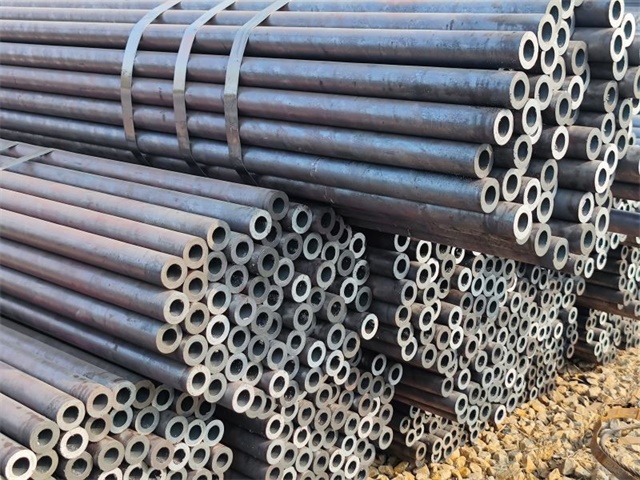 乡城45#小口径无缝钢管